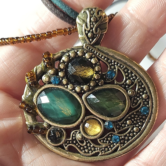 Bohemian Multicolor Pendant Necklace - Picture 5 of 14